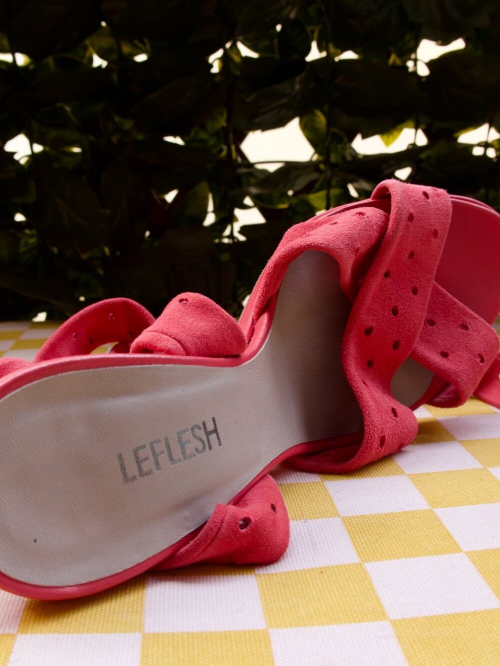 Vintage Manuela Morin Le Flesh Coral Suede Perforated Ankle Tie Heels Size 38 - Picture 13 of 16